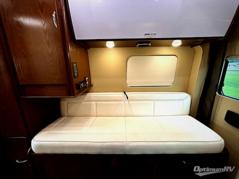 2019 Regency National Traveler TREK DLX RV Photo 4