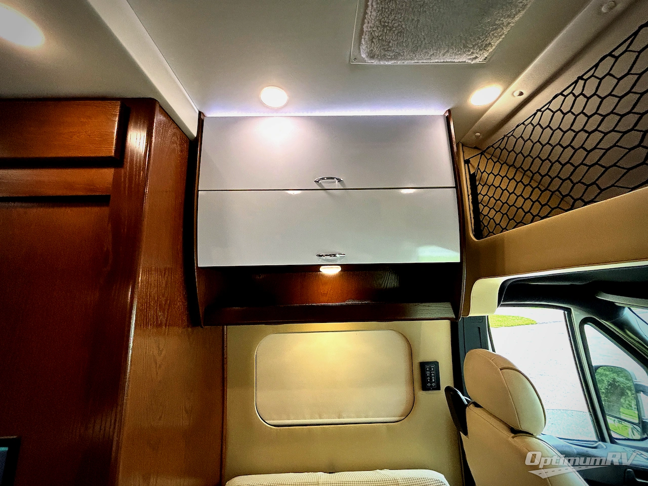 2019 Regency National Traveler TREK DLX Photo 11