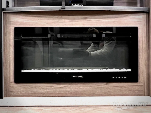 2022 CrossRoads Cameo CE3961MB RV Photo 2