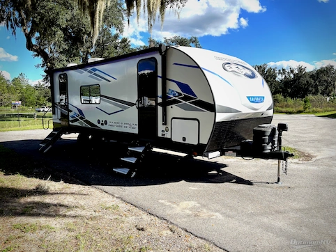 Used 2024 Forest River Cherokee Alpha Wolf 23LDE-L Featured Photo