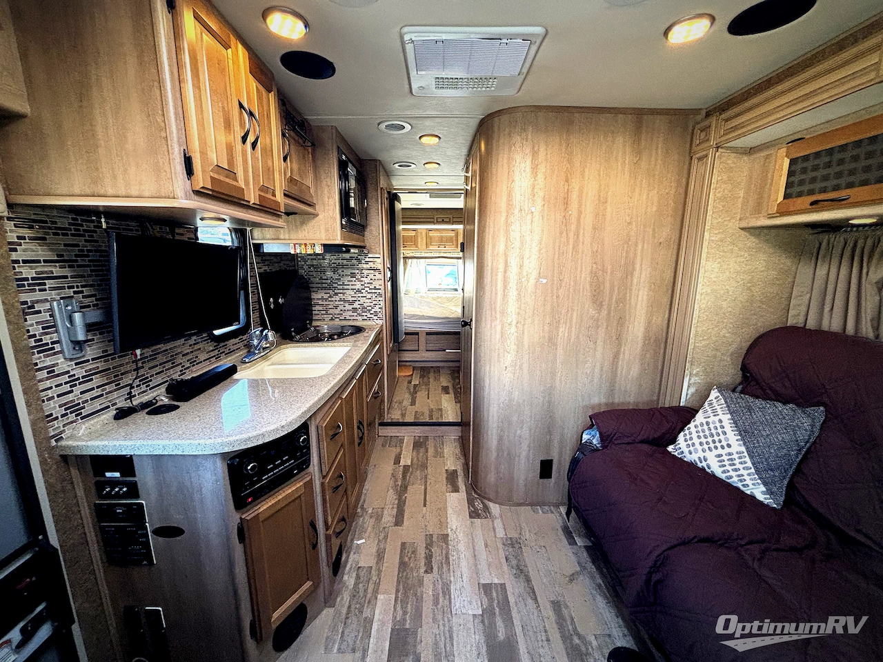 2015 Coachmen Prism 24G Photo 4