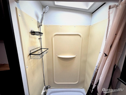 2022 Keystone Springdale 266RL RV Photo 4