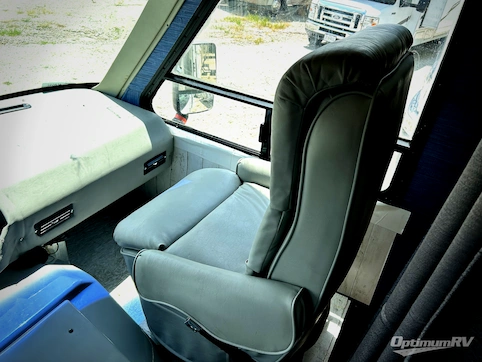 2003 R-Vision Stratus 291 RV Floorplan Photo
