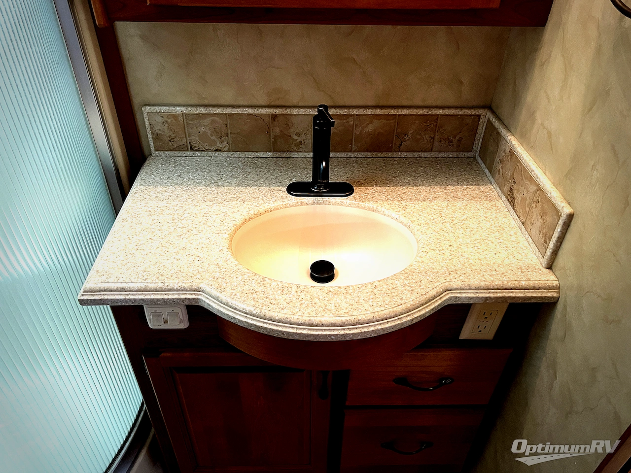 2008 Holiday Rambler Endeavor 40PDQ Photo 35