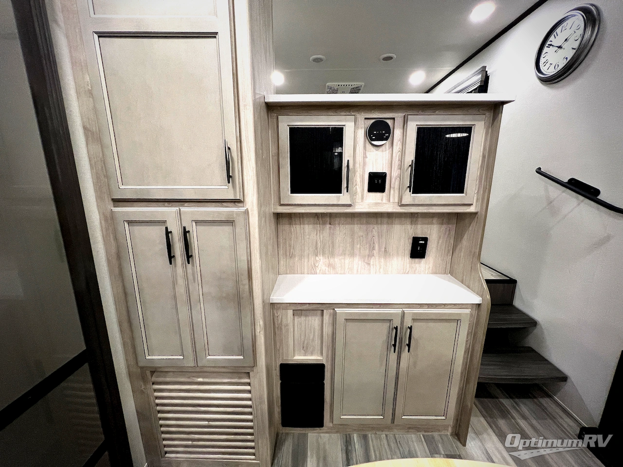 2024 Forest River Sandpiper Luxury 391FLRB Photo 24