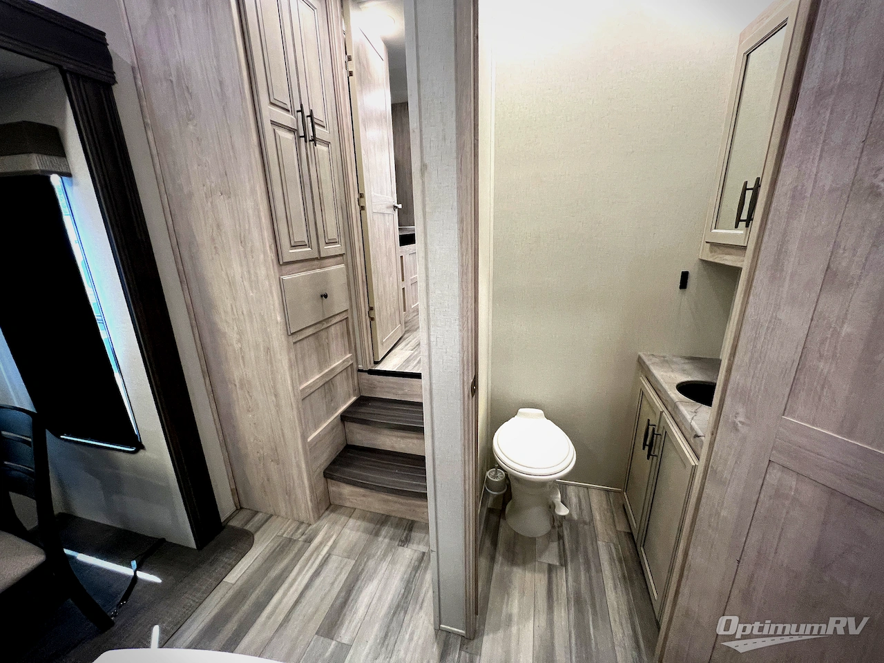 2024 Forest River Sandpiper Luxury 391FLRB Photo 36