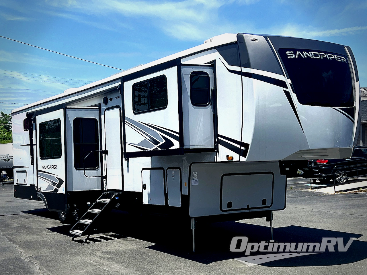2024 Forest River Sandpiper Luxury 391FLRB Photo 1
