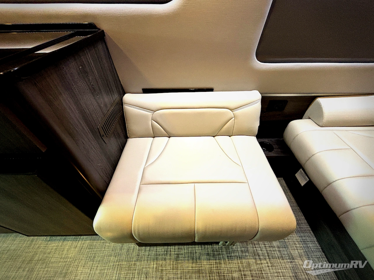 2023 Grech RV Terreno-ion Lounge Photo 20