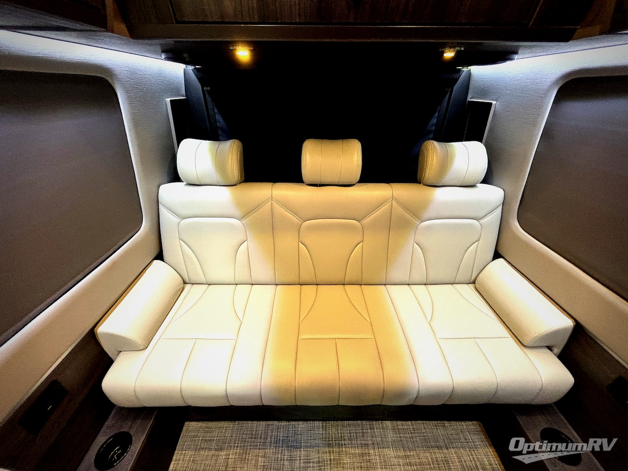 2023 Grech RV Terreno-ion Lounge Photo 23