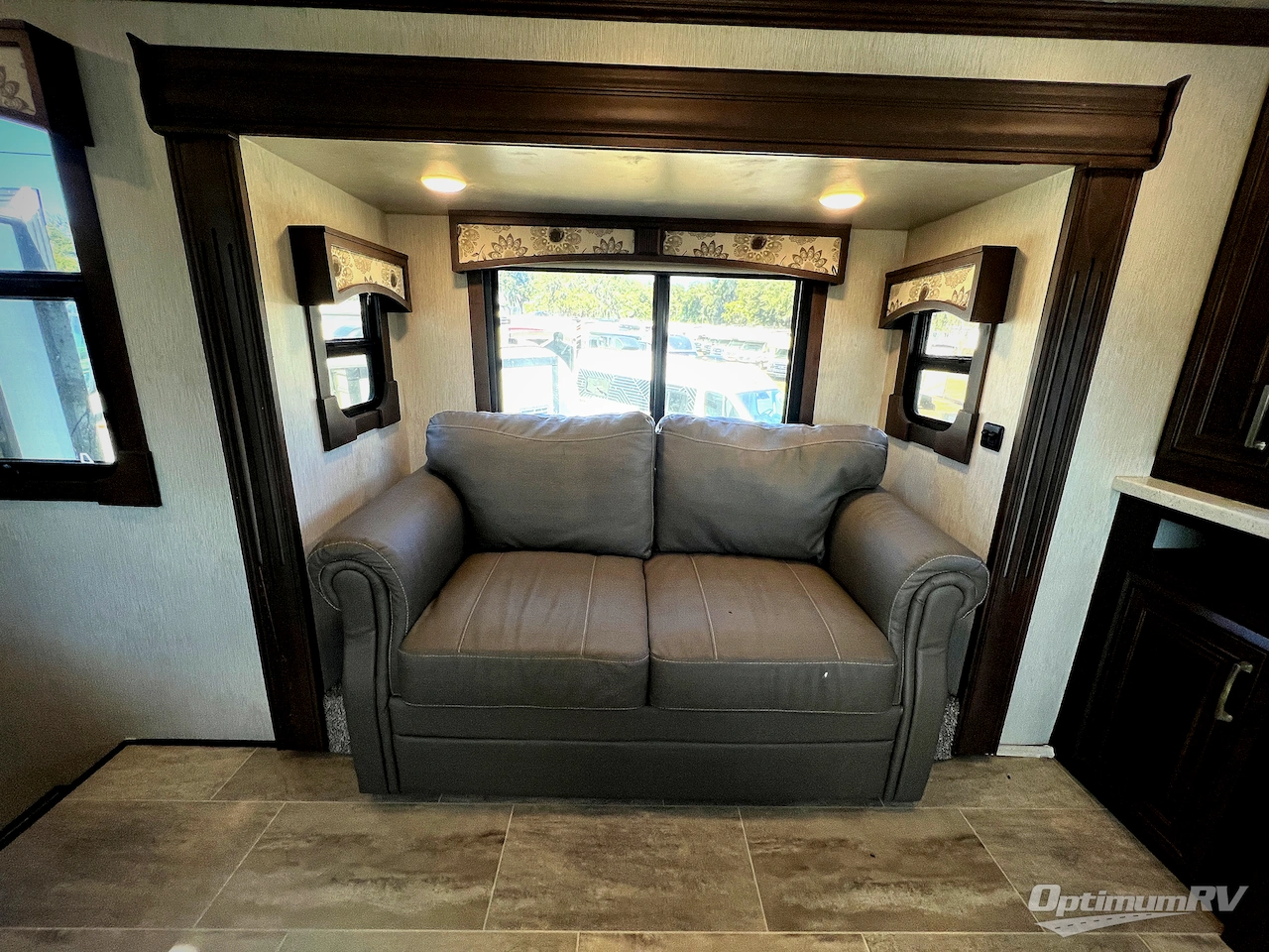 2020 Heartland Bighorn 3985RRD Photo 10