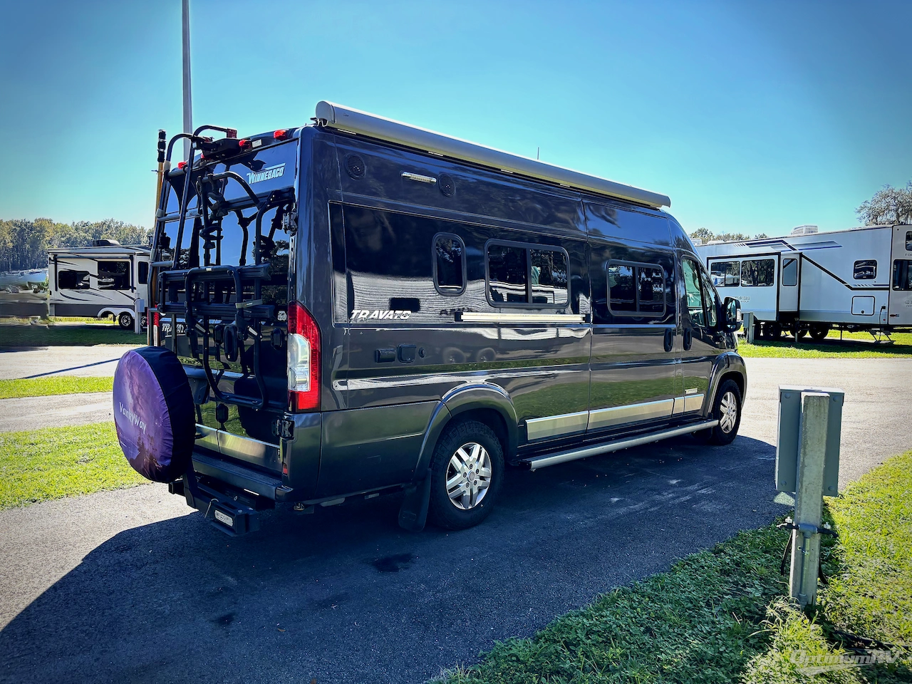 2020 Winnebago Travato 59KL Photo 2