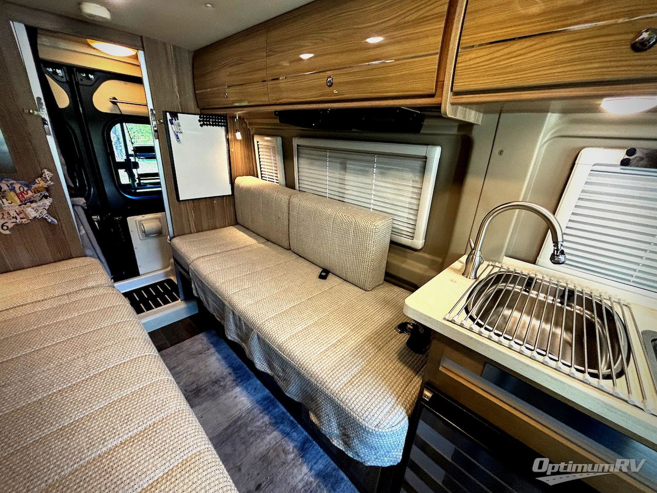 2020 Winnebago Travato 59KL Photo 13