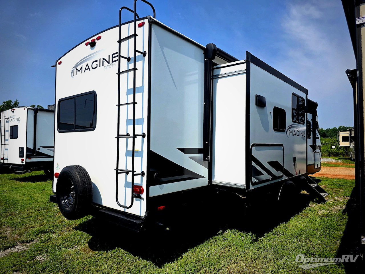 2023 Grand Design Imagine 2670MK Photo 2