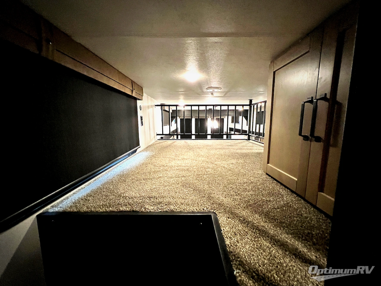 2025 Palomino Puma Destination 402LFT Photo 21