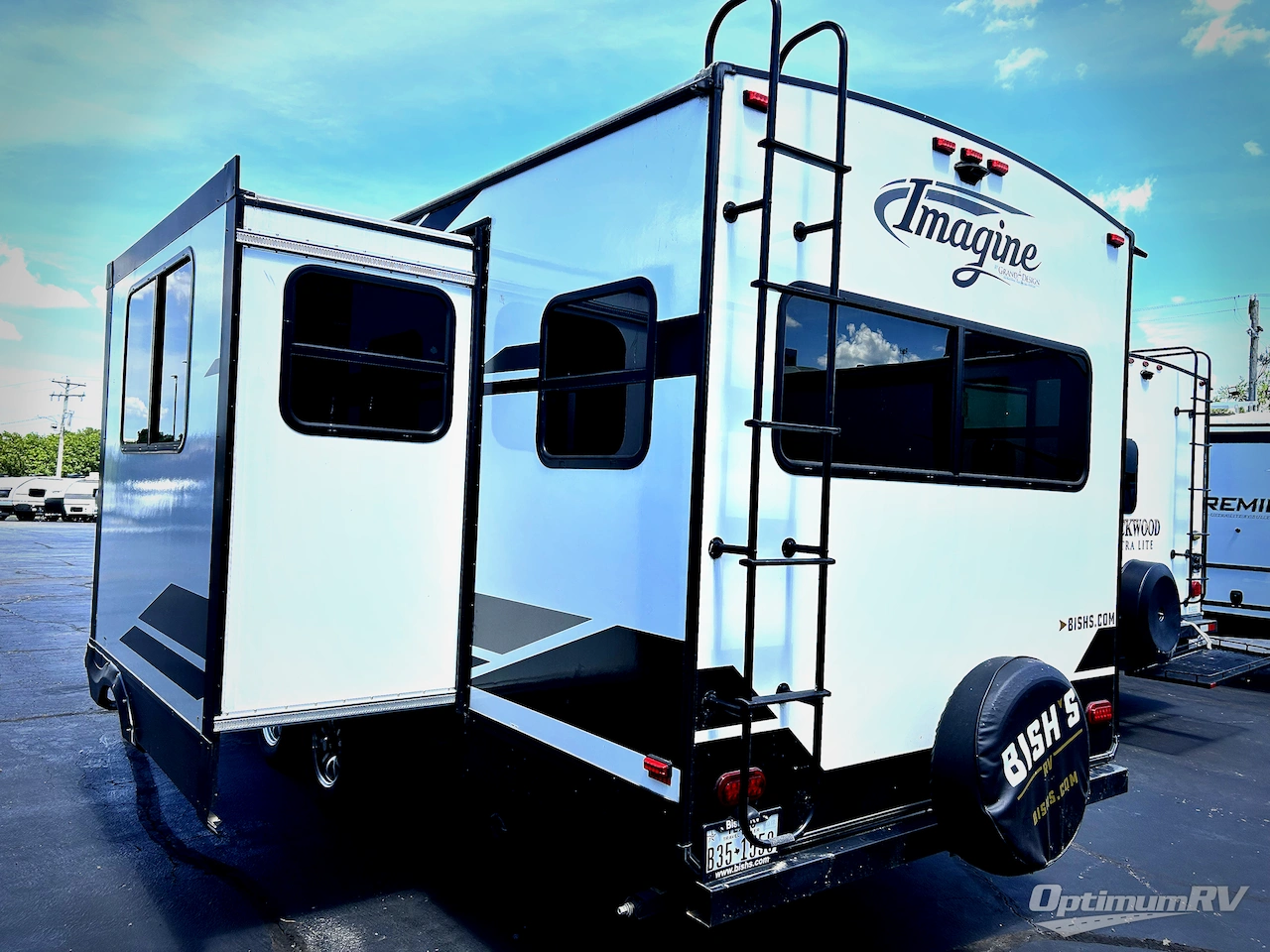 2021 Grand Design Imagine 2450RL Photo 4