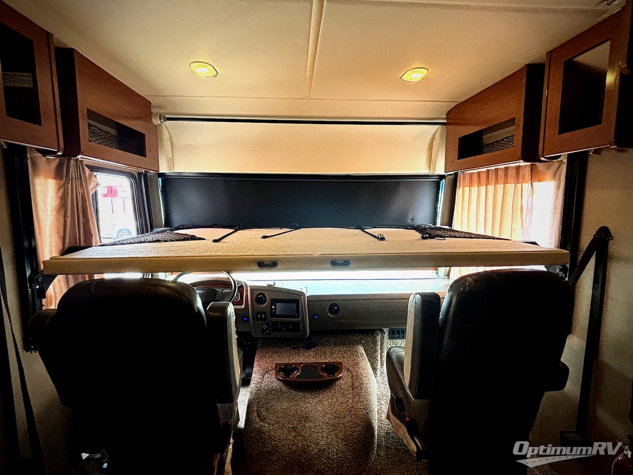 2017 Fleetwood Flair 31B Photo 20