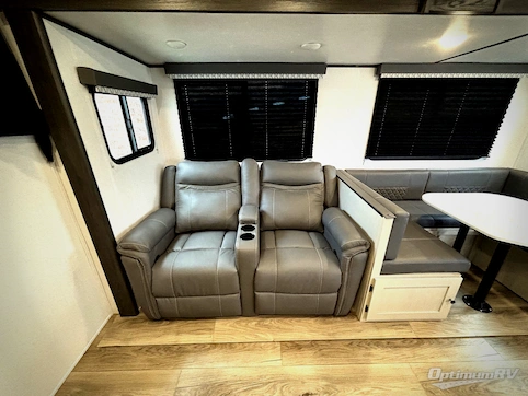 2025 Coachmen Northern Spirit Ultra Lite 2963BH RV Photo 4