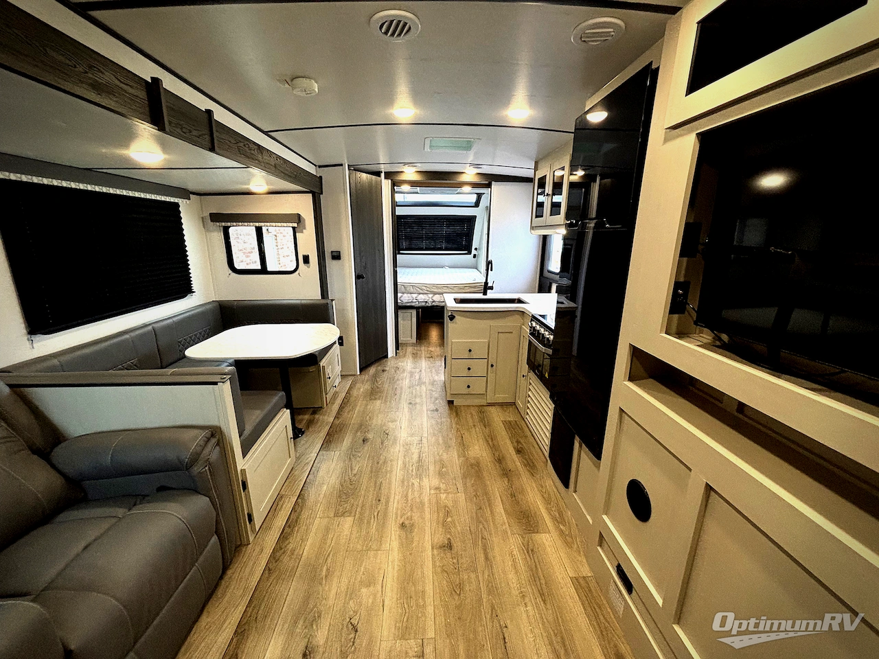 2025 Coachmen Northern Spirit Ultra Lite 2963BH Photo 7