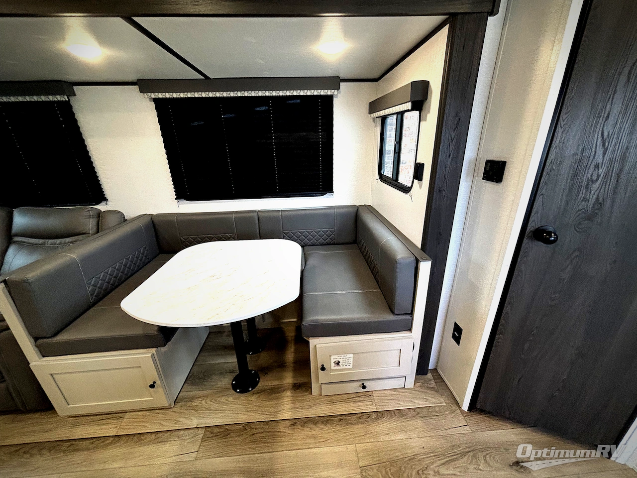 2025 Coachmen Northern Spirit Ultra Lite 2963BH Photo 9