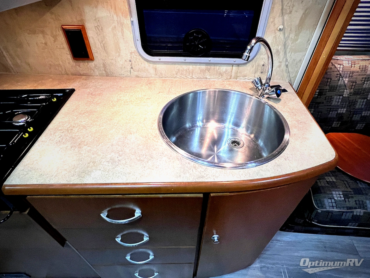 2007 Winnebago View 23J Photo 16