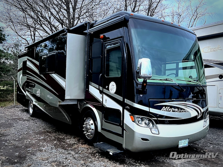 2013 Tiffin Allegro Breeze 32 BR RV Photo 1