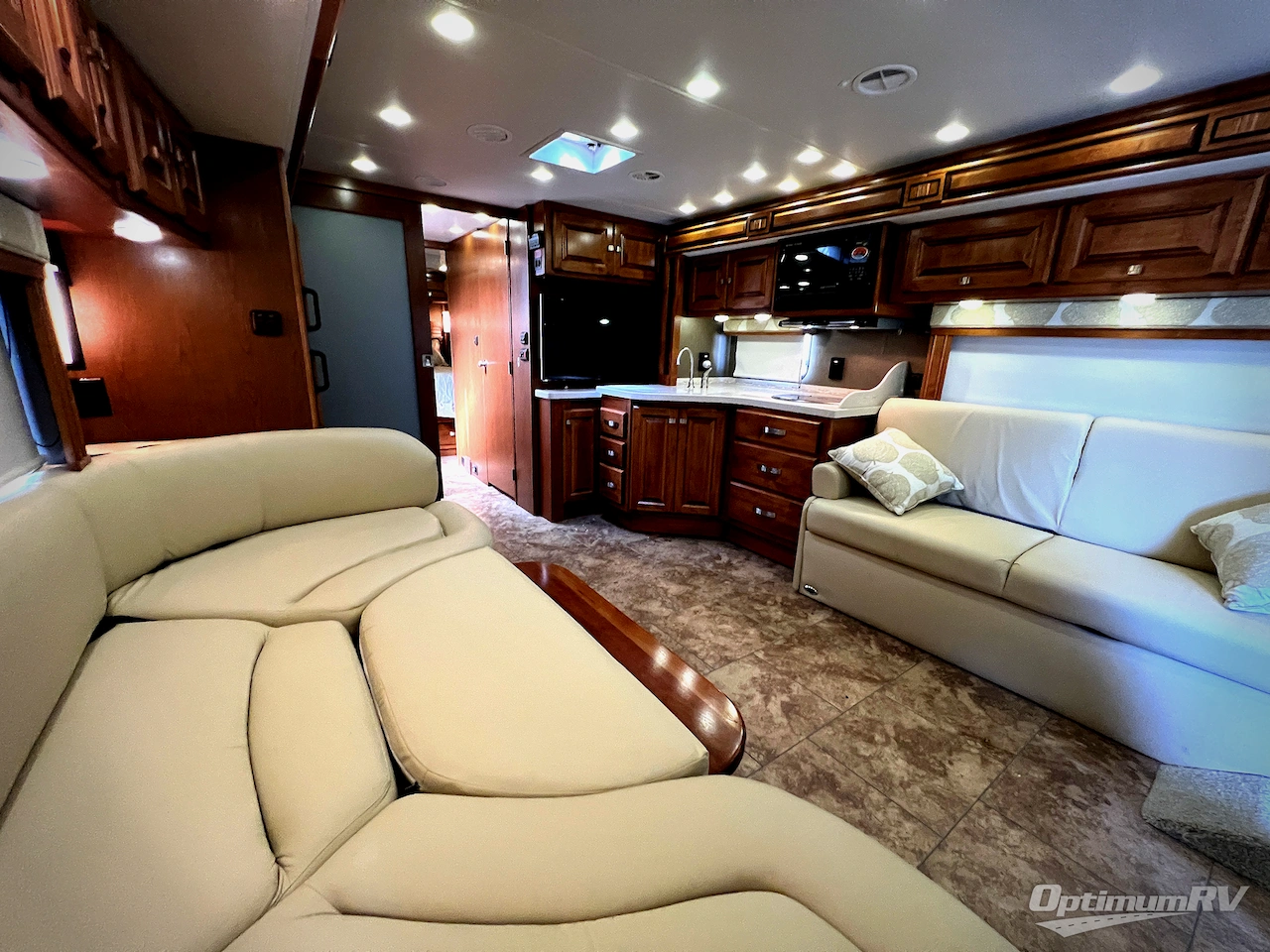 2013 Tiffin Allegro Breeze 32 BR Photo 13