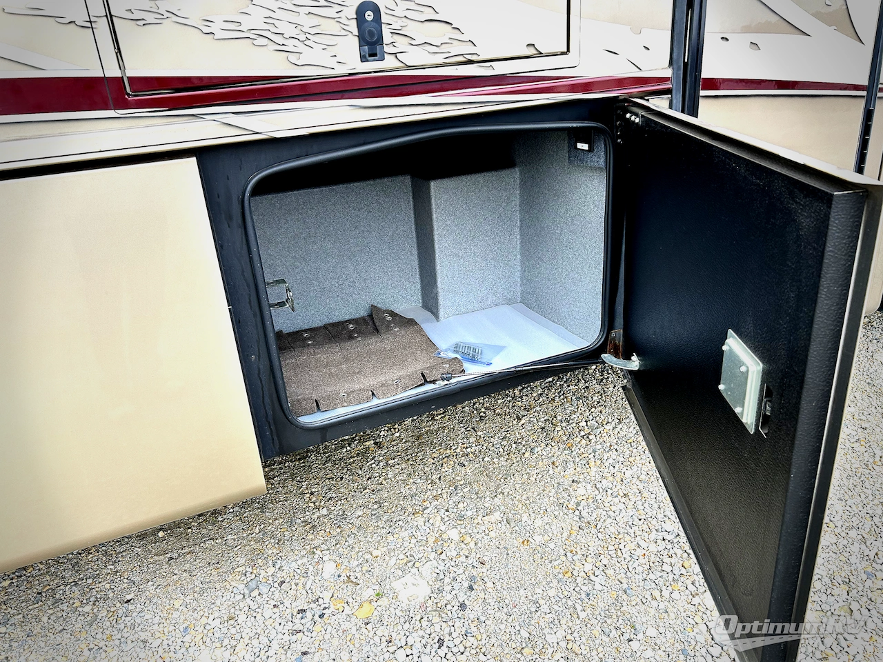 2020 Dynamax DX3 34KD Photo 25