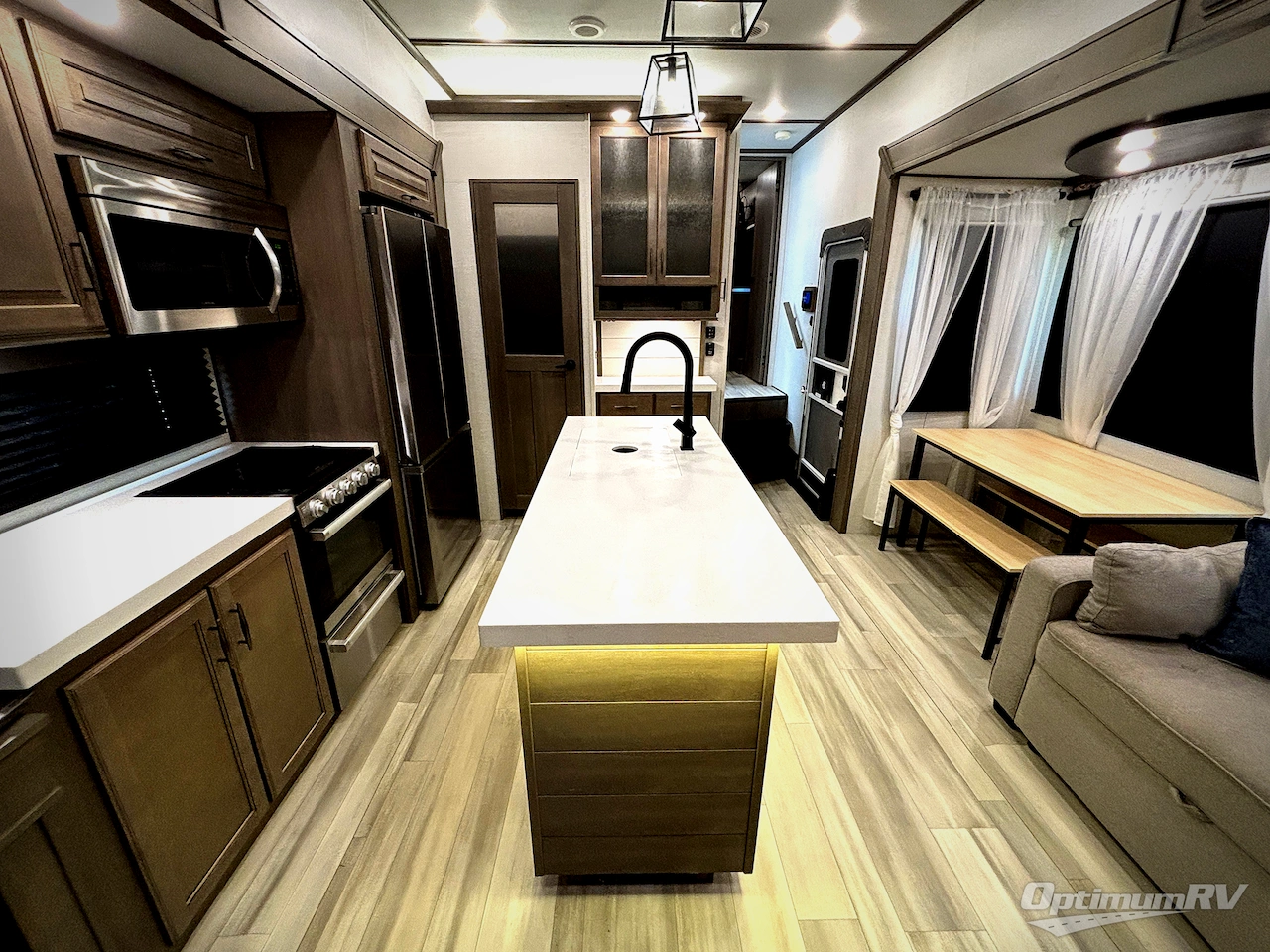 2023 Grand Design Solitude S-Class 3740BH Photo 5