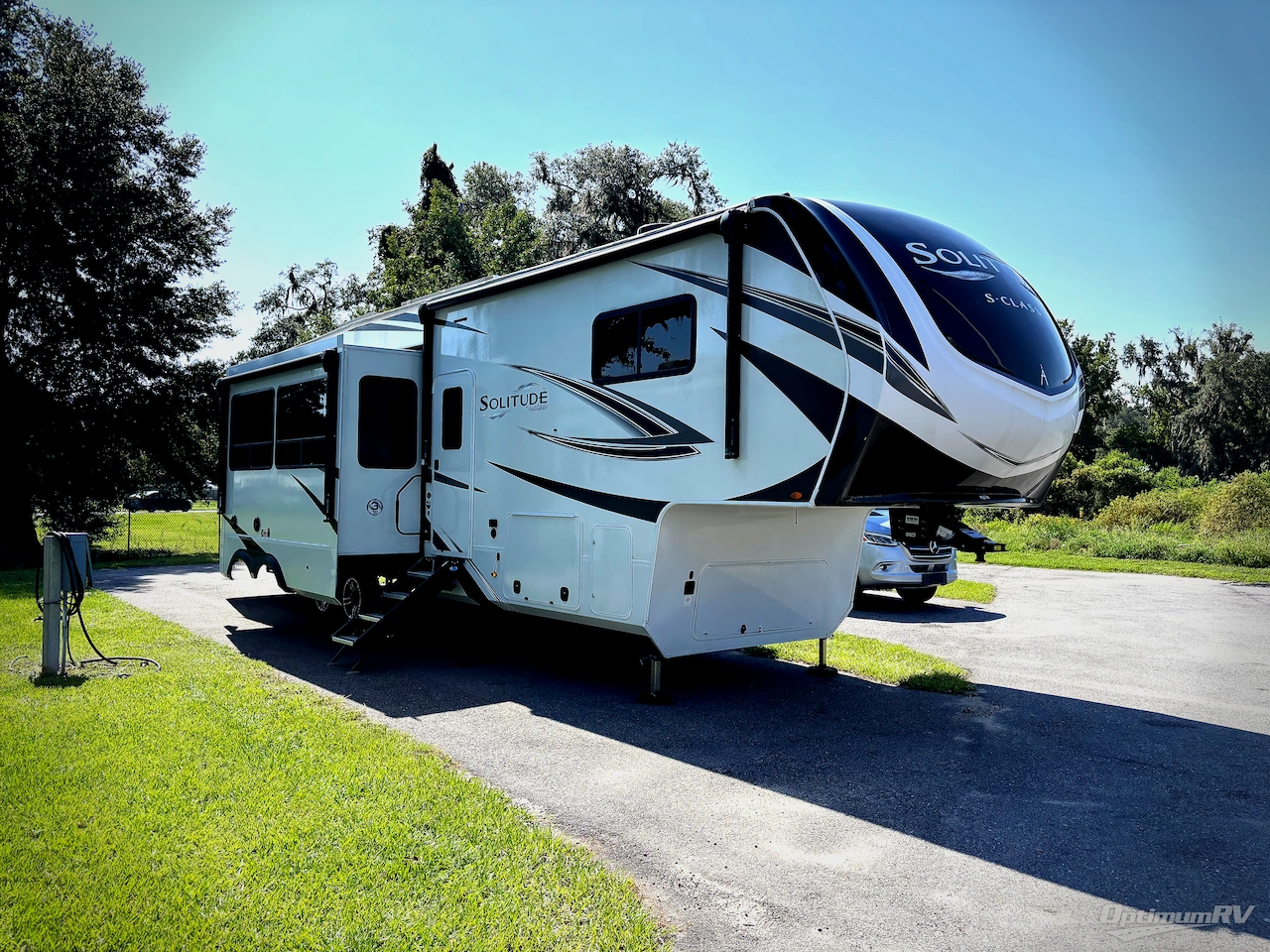 2023 Grand Design Solitude S-Class 3740BH Photo 1