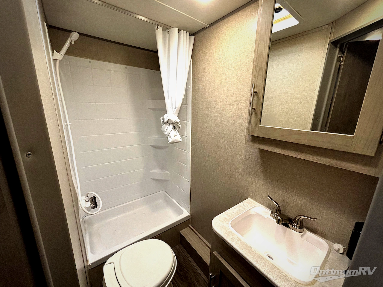 2022 Coachmen Catalina Summit Series 7 184BHS Photo 11