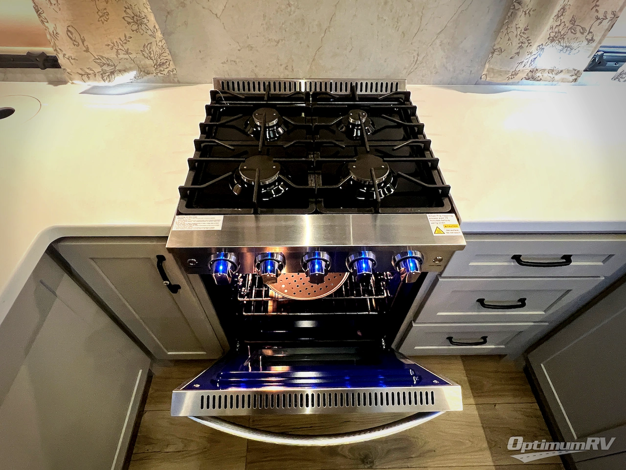 2025 Palomino Columbus 384RKH Photo 40