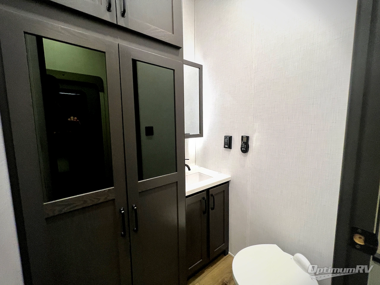 2025 Palomino Columbus 384RKH Photo 45