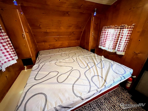 2022 Gulf Stream Vintage Cruiser 23MBS RV Photo 2