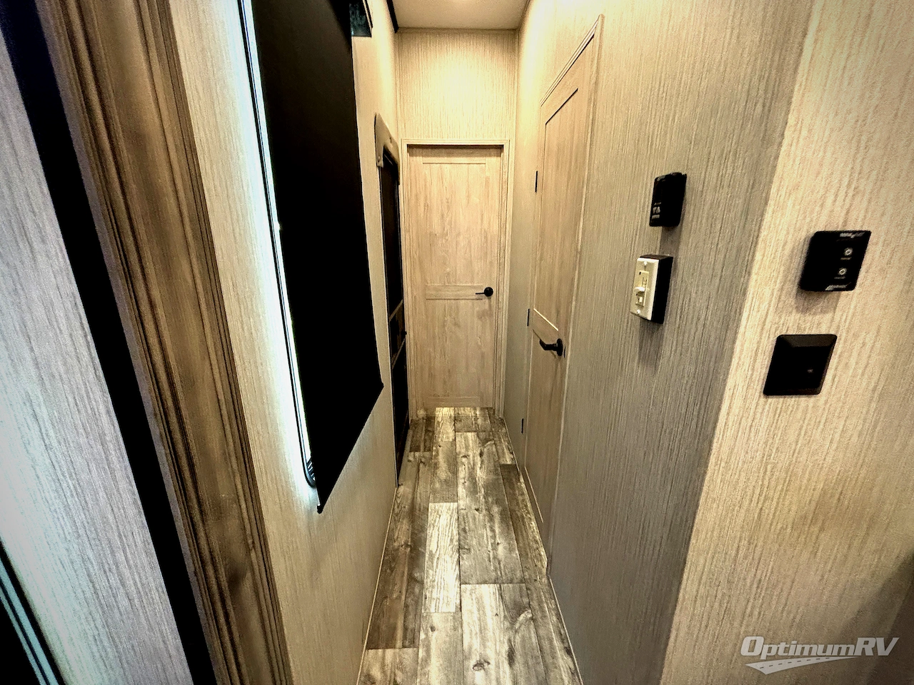 2022 Forest River Sandpiper Luxury 379FLOK Photo 16