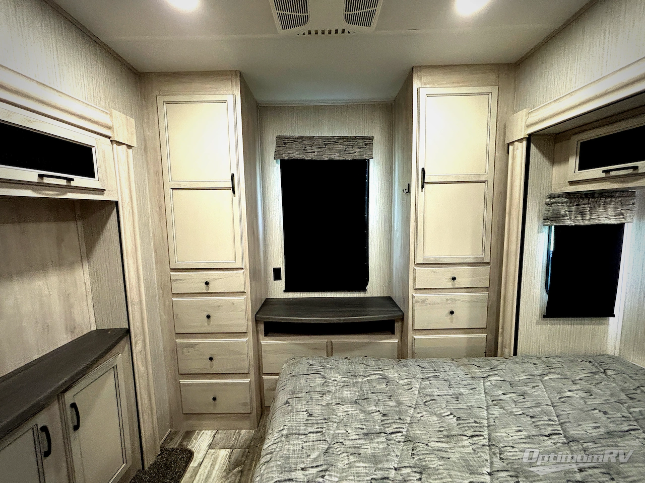 2022 Forest River Sandpiper Luxury 379FLOK Photo 25