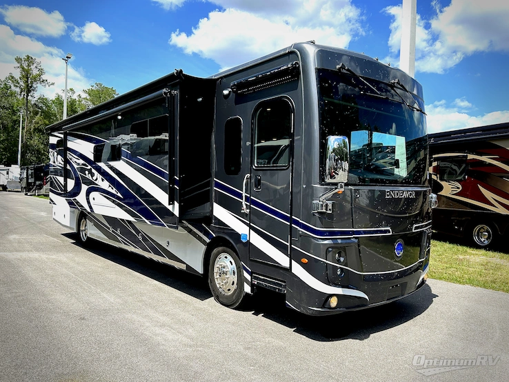 2022 Holiday Rambler Endeavor 38W RV Photo 1
