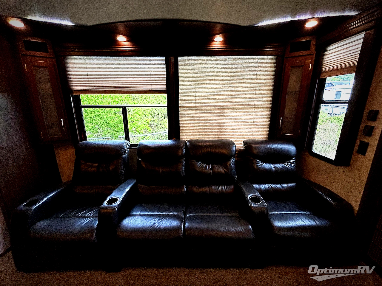 2016 Heartland Cyclone 4200 Photo 14