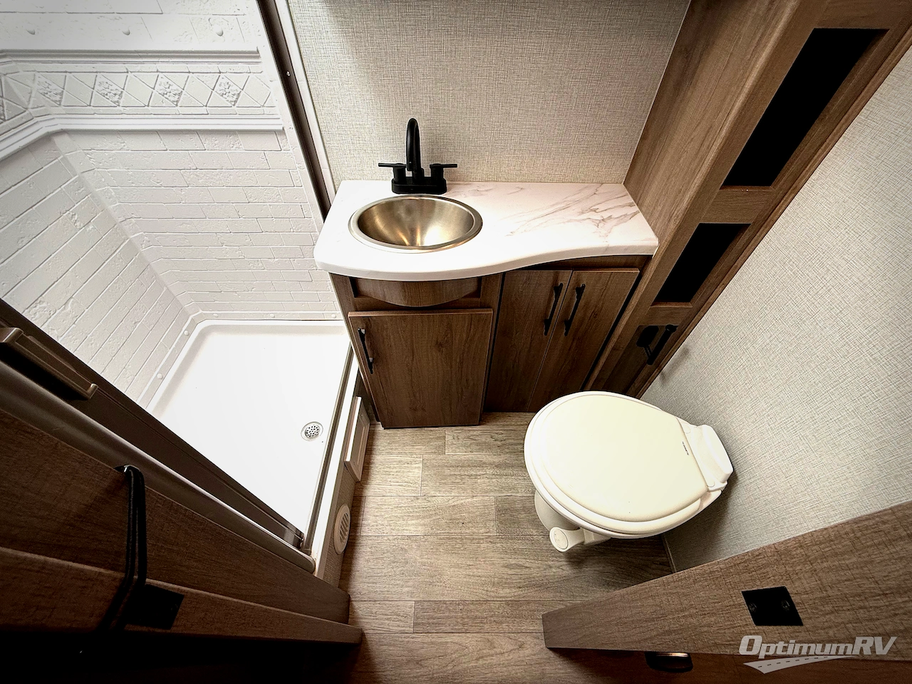 2023 Grand Design Imagine XLS 17MKE Photo 15