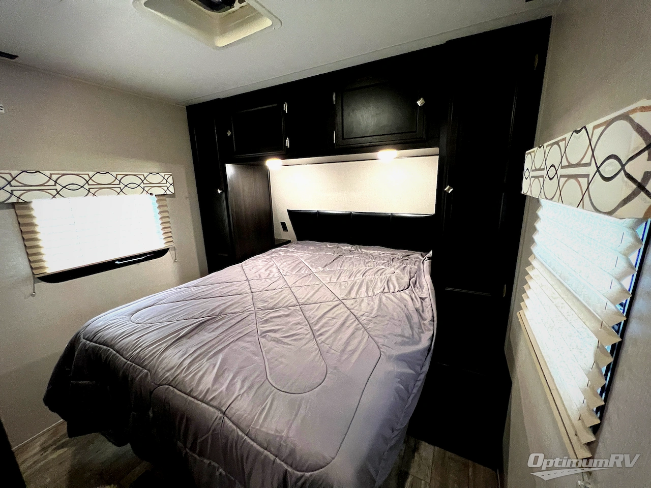 2018 Venture SportTrek 312VRK Photo 36