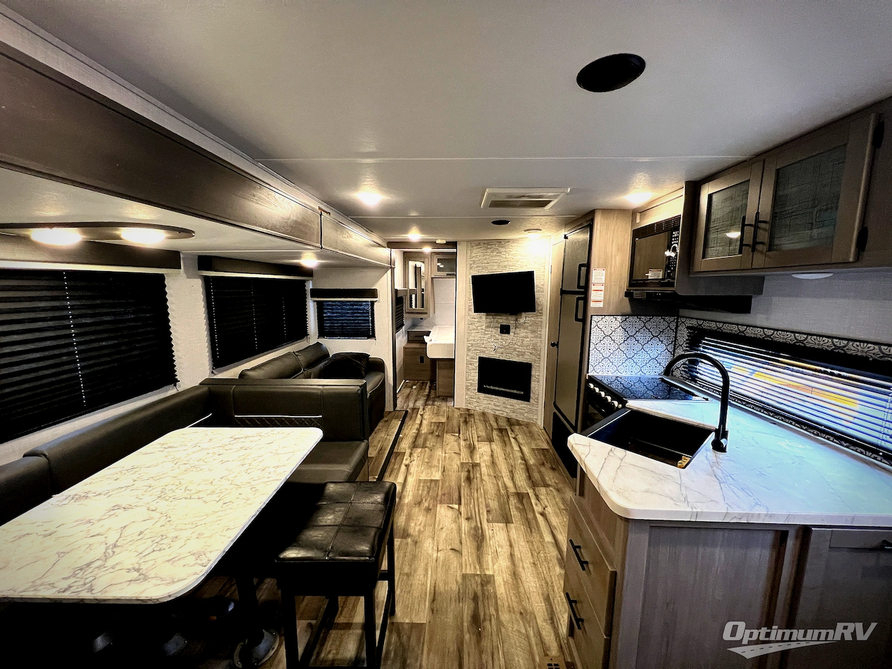 2022 Dutchmen Coleman Light 2755BH Photo 4