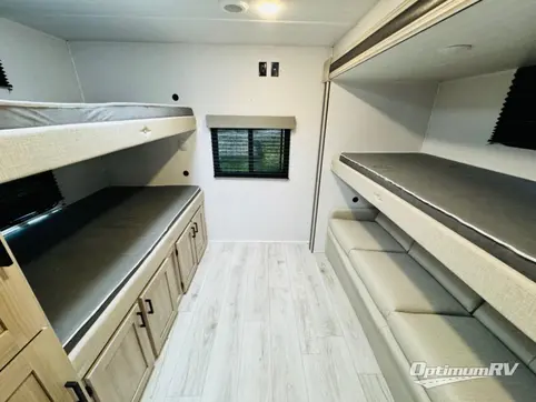 2025 East To West Della Terra 312BH RV Photo 3