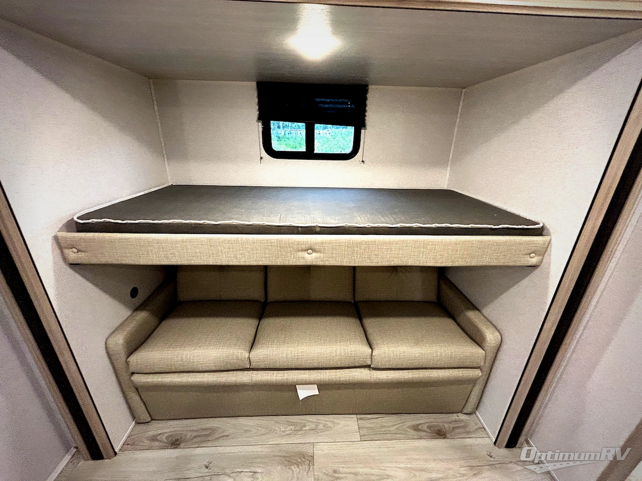 2025 East To West Della Terra 312BH Photo 18