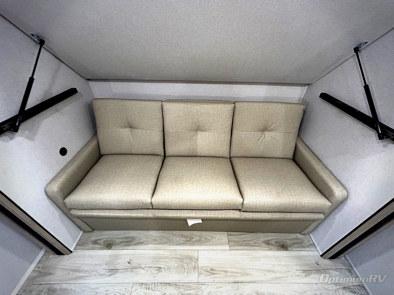 2025 East To West Della Terra 312BH Photo 19