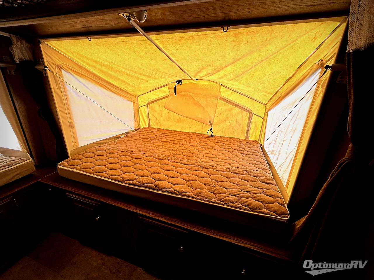 2018 Forest River Rockwood Roo 233S Photo 15