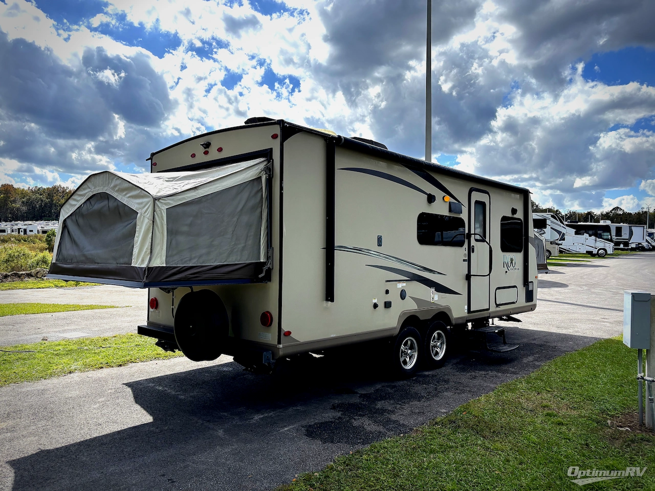 2018 Forest River Rockwood Roo 233S Photo 2