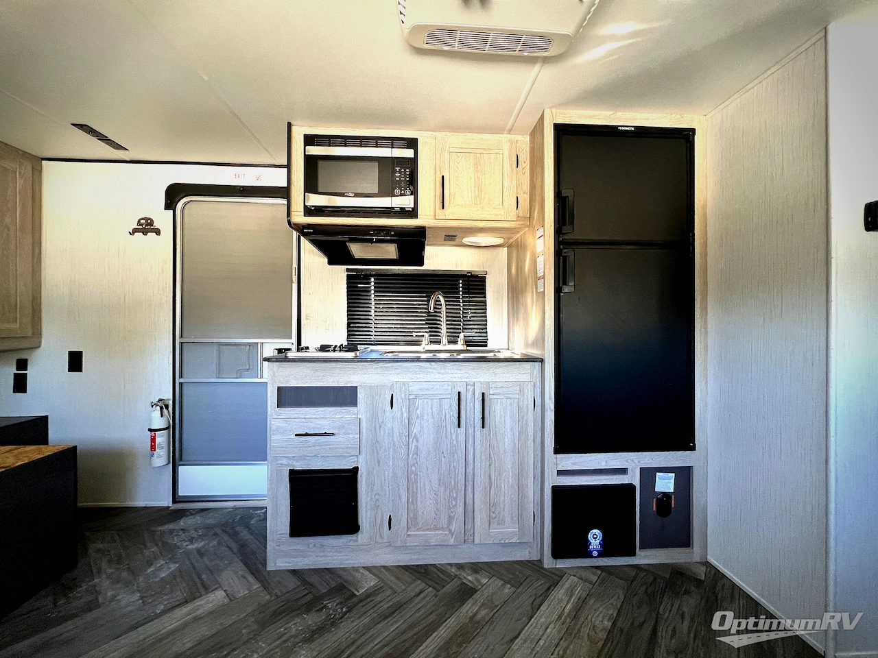 2023 Heartland Prowler 182SSX Photo 8