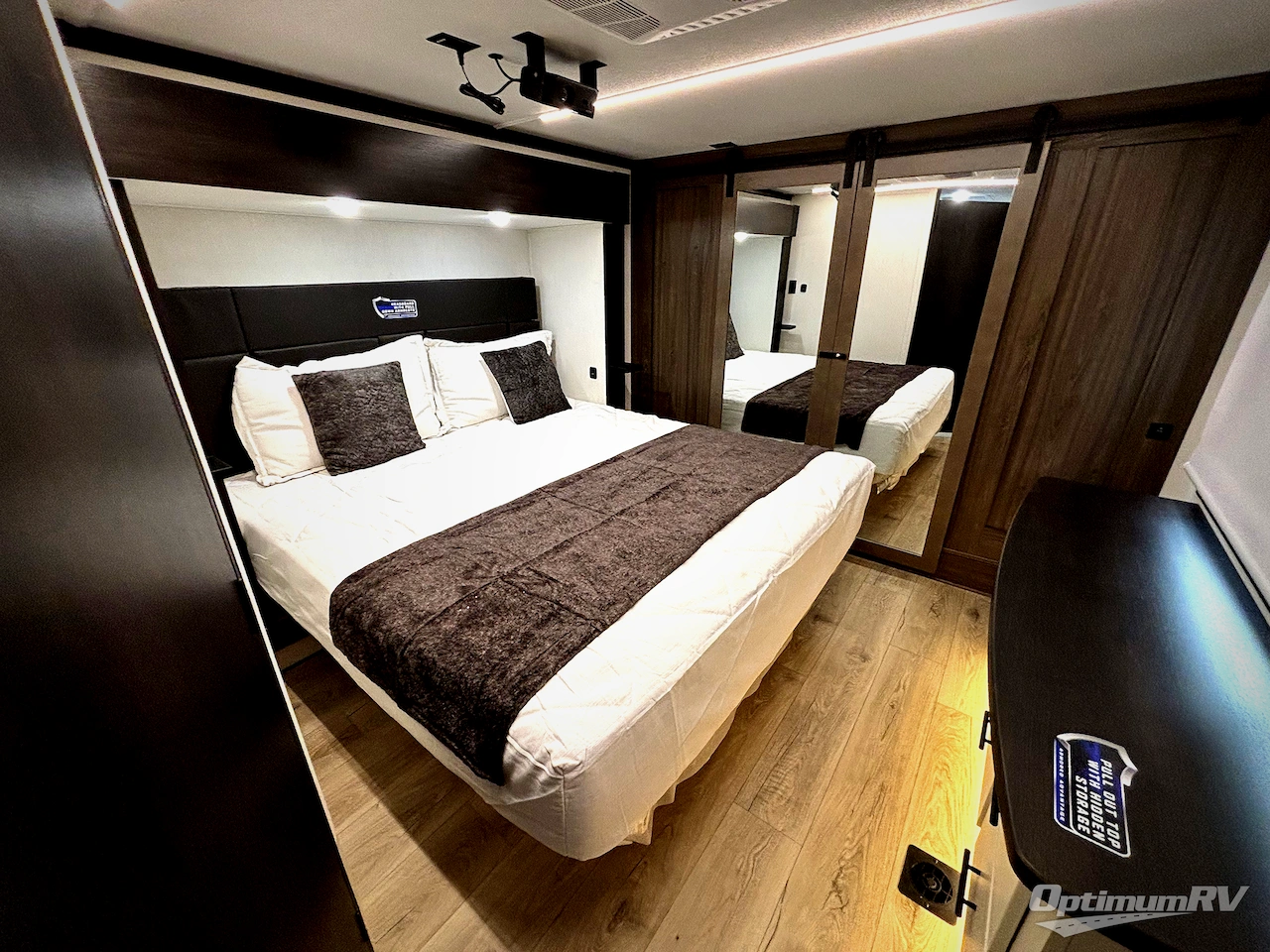 2026 Forest River Vengeance Rogue Armored 391T145 Photo 8