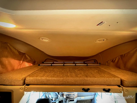 2018 Thor Synergy SD24 RV Photo 3