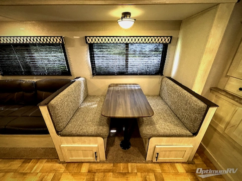 2023 Shasta Shasta 25FK RV Photo 3