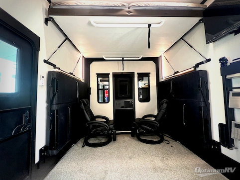 2026 Forest River Cherokee Vengeance 4413 RV Photo 4